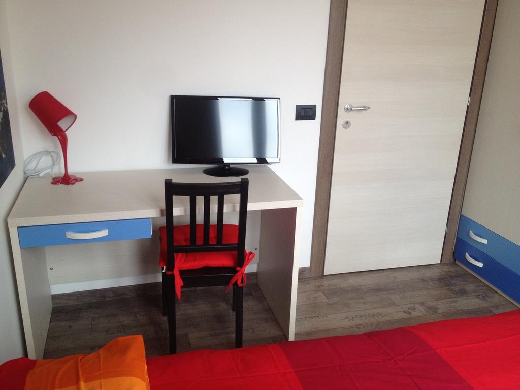 Grandi Cime Guest House เลคโค ห้อง รูปภาพ